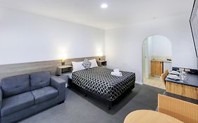 The Cottage Motor Inn Albury Cbd